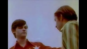play حلم الجسد (1972) فيلم كامل - (المعروف أيضا باسم "فتى الأحلام") إنتاج خيالي عظيم