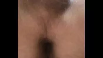 play Garoto gay brinca com coisas na bunda