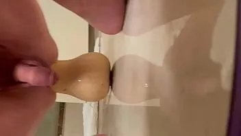 चलाएँ 9-प्लस चौड़ा बटरनट स्क्वैश आज़माएं