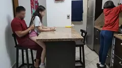 play Ondeugende privétape van een amateur Latina-leraar