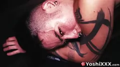 play الدافع الجنسي الذي لا يمكن السيطرة عليه لدى يوشي كاواساكي: اللعب الشرجي المنفرد مع قضبان اصطناعية