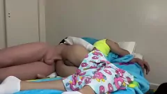 Jouer Le cul parfait de Daddy: une rencontre homogène sale fait maison