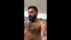 Afspelen Hardcore Gay Bareback-ontmoeting: Mike Verine ft. Grote lul en grote kont